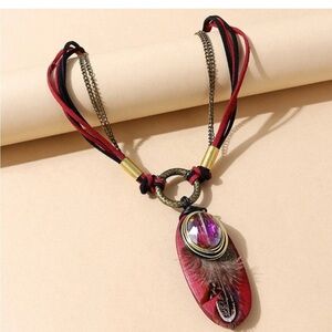 New Arrivals Creative Simple Feather Necklace - Retro Ethnic Style”